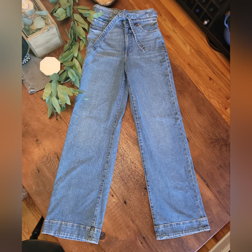 Express wide leg high rise jeans
